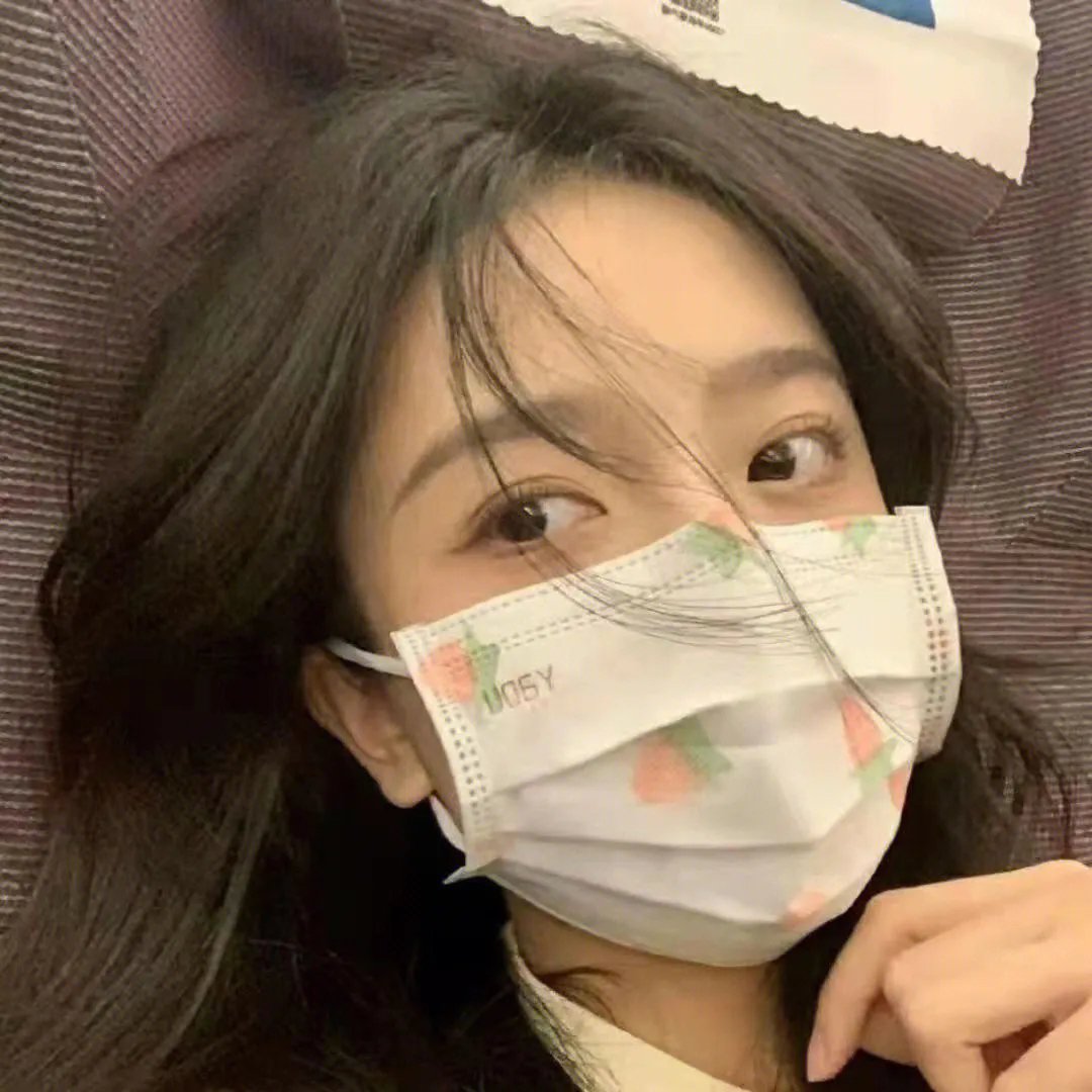 爱无非看谁成茧